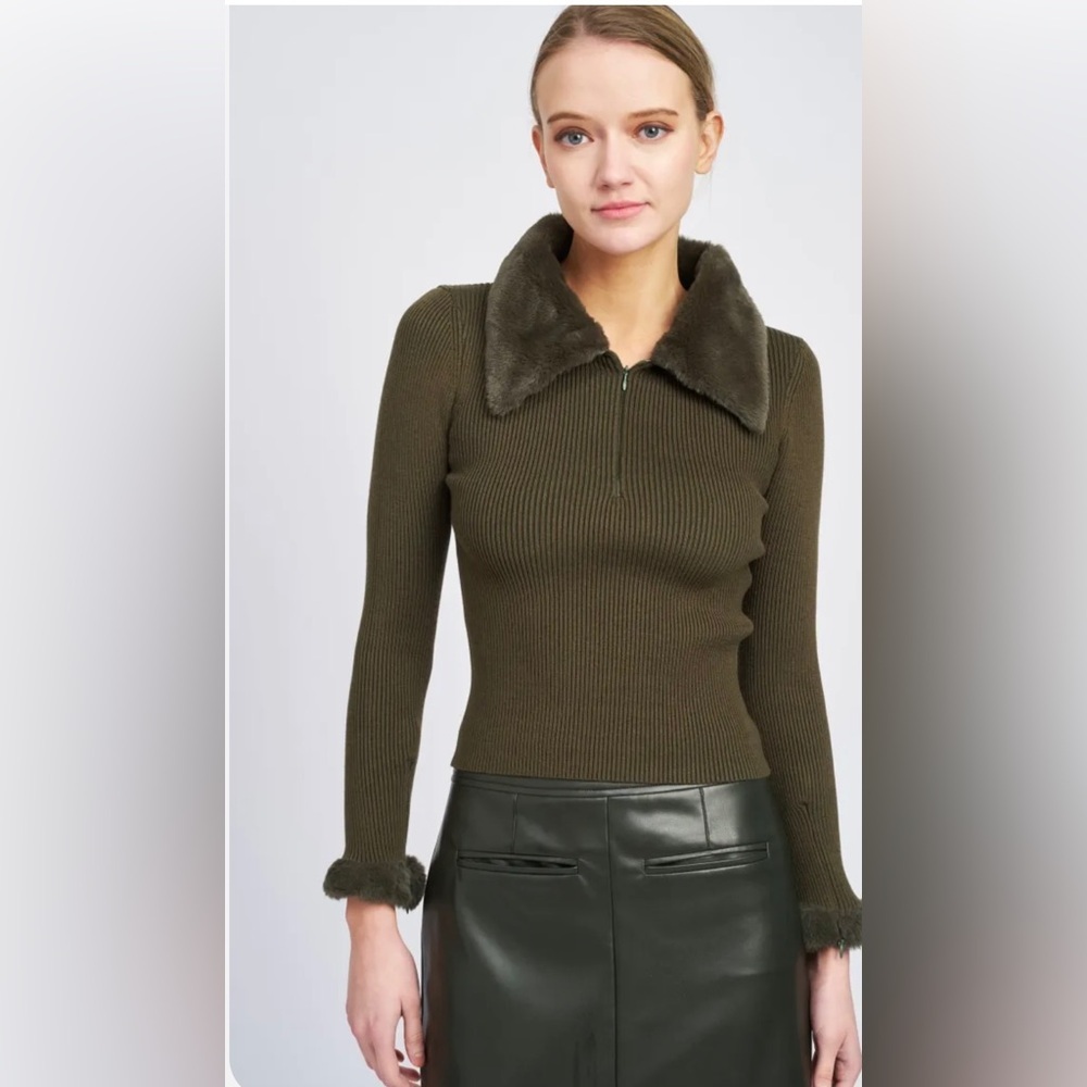 EN SAISON Rayen Top quarter zip fur collar and sleeve new with tags small green